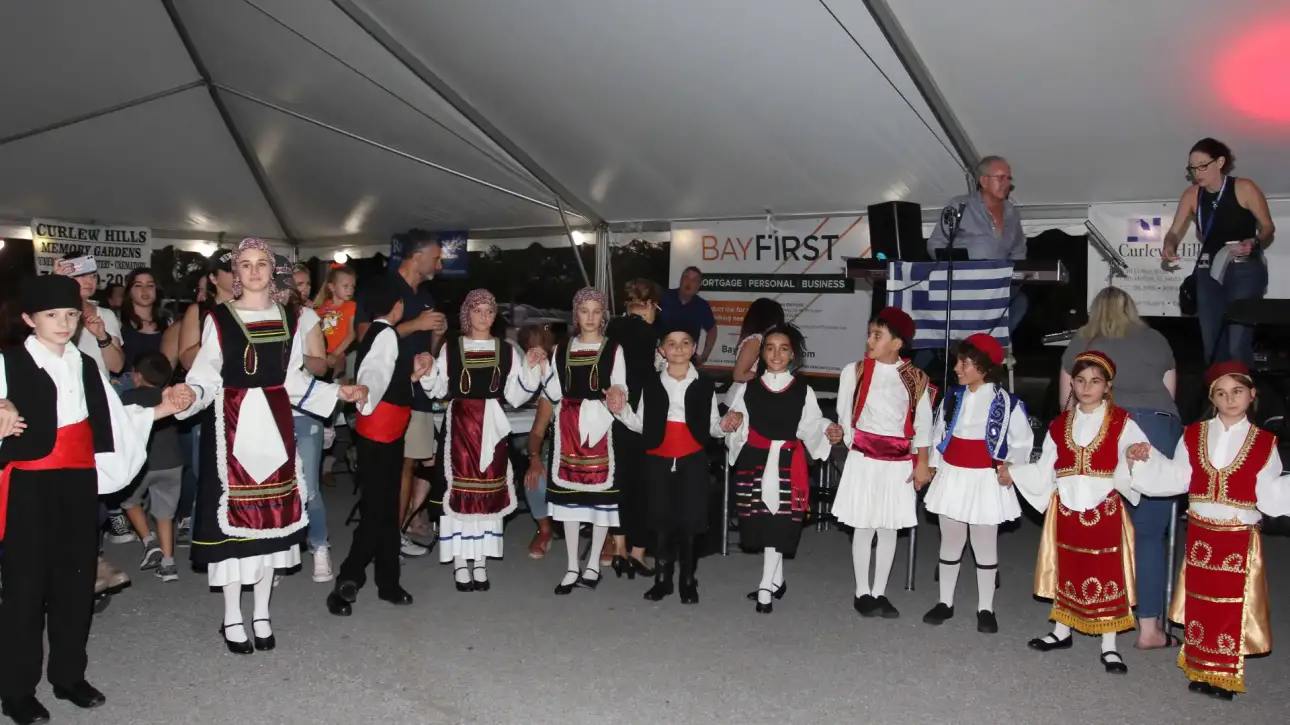 Hellas Dancers